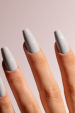 SMALTO SEMIPERMANENTE SIMPLY 36 - immagine 2